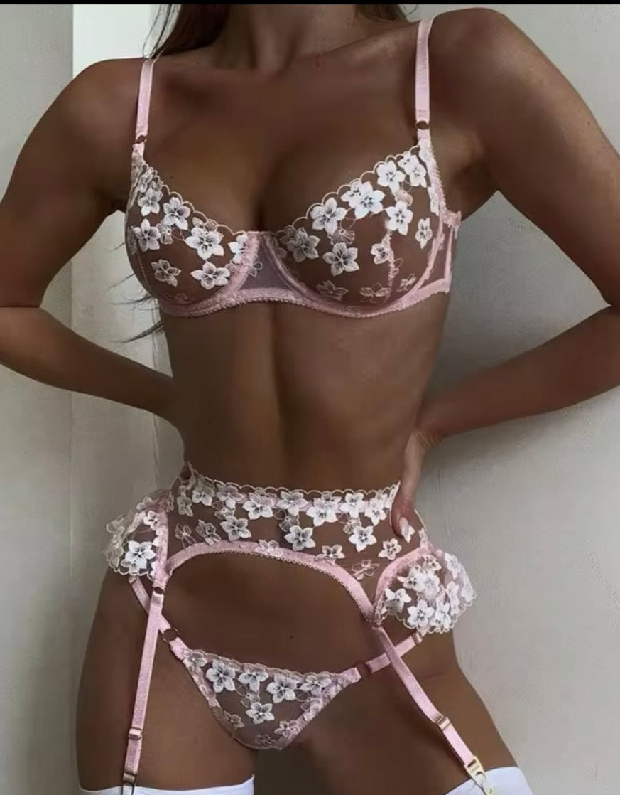 Flora Set + Stockings